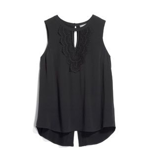 Crochet top - no sleeves - never worn